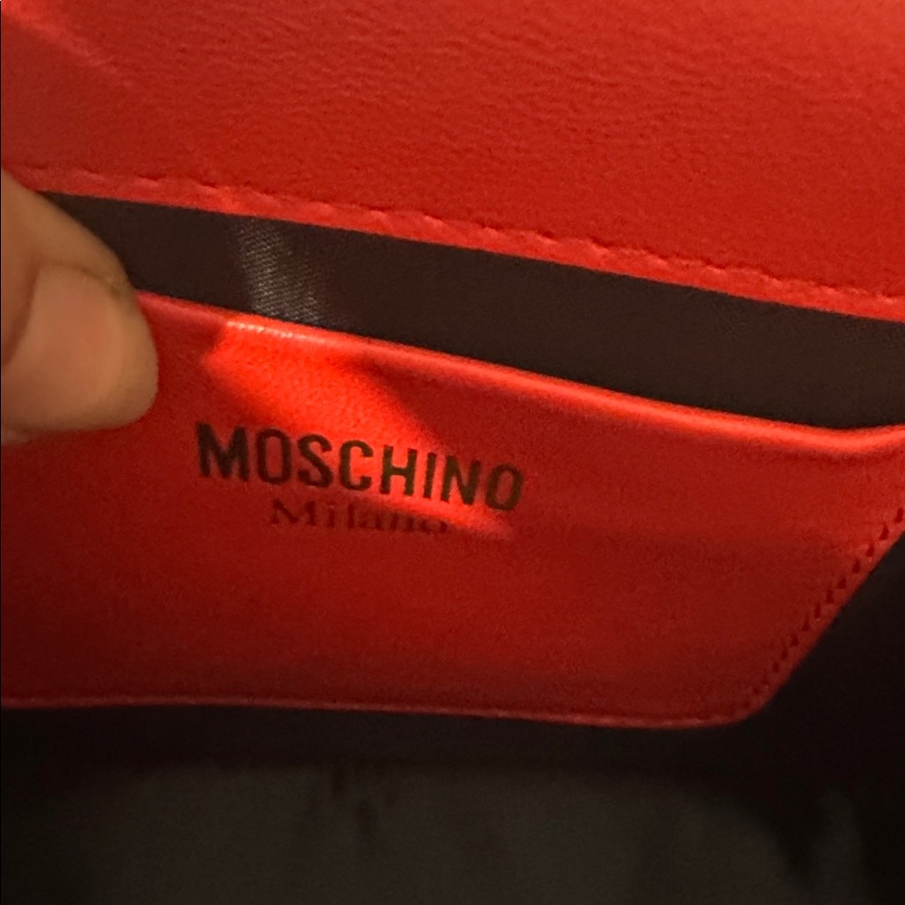 ❤️ Moschino Quilted Red Satchel w Gold Hearts ❤️ with Dust bag - Picture 10 of 11